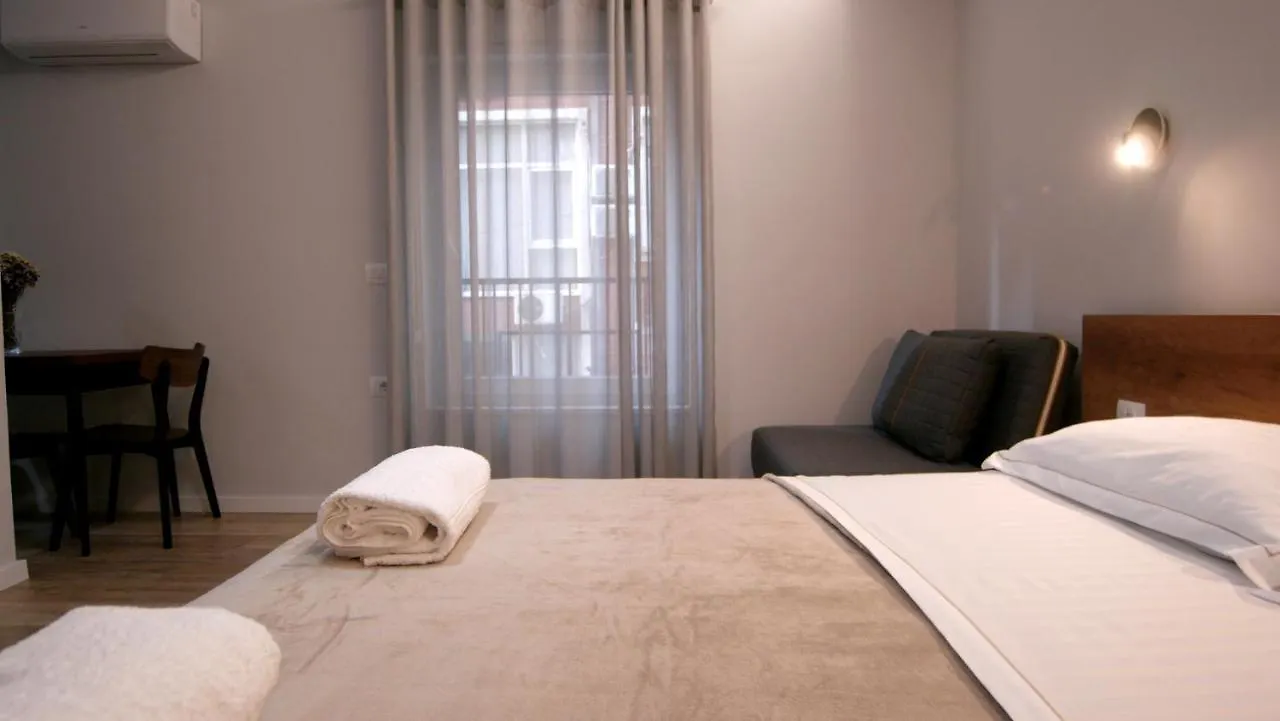 Koni'S Studio Apartments Tirana